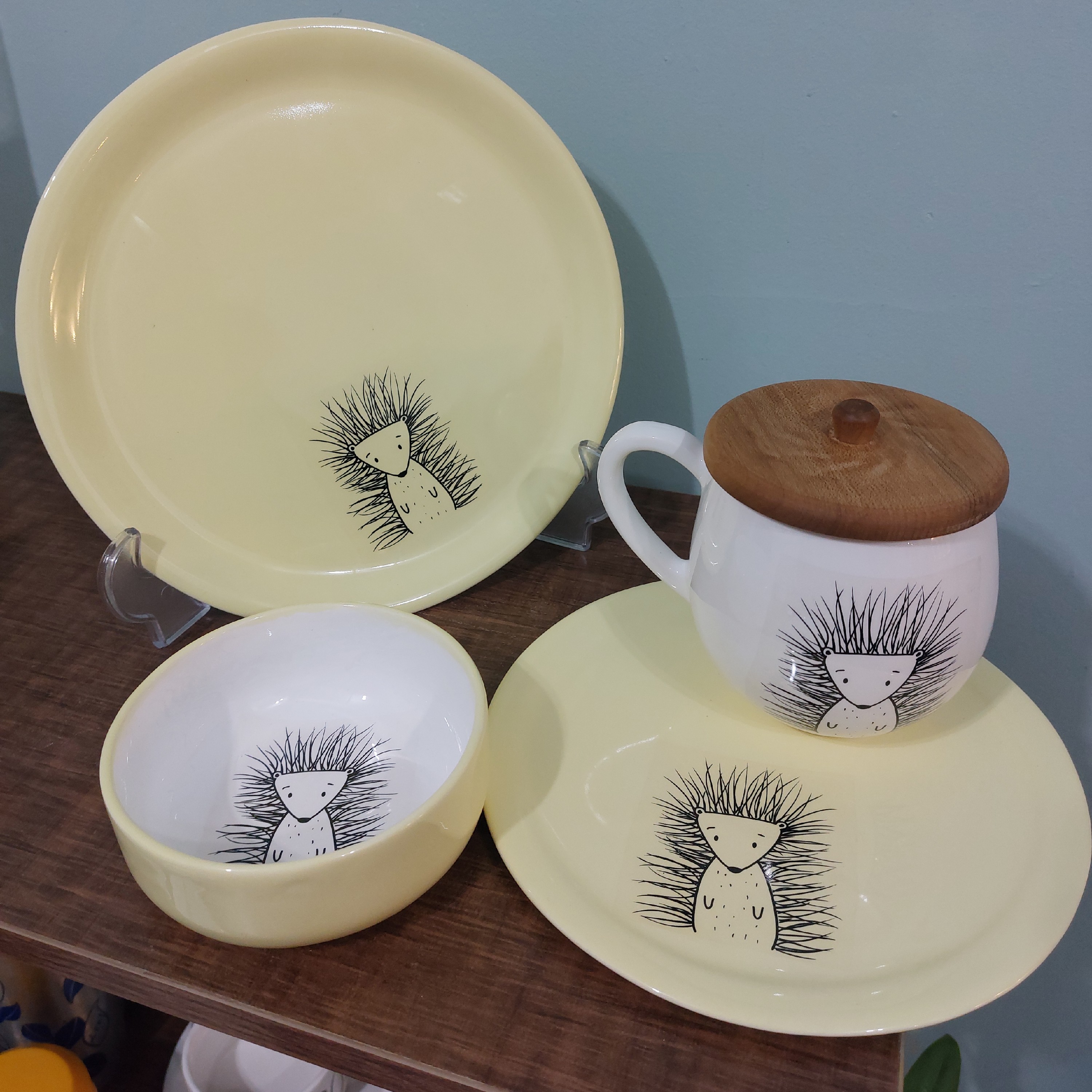 سرویس غداخوری جوجه تیغی