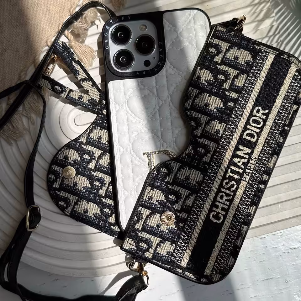 کیف موبایل بنددار