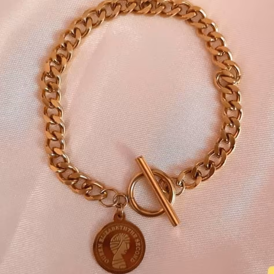 دستبند کارتیر پلاک الیزابت