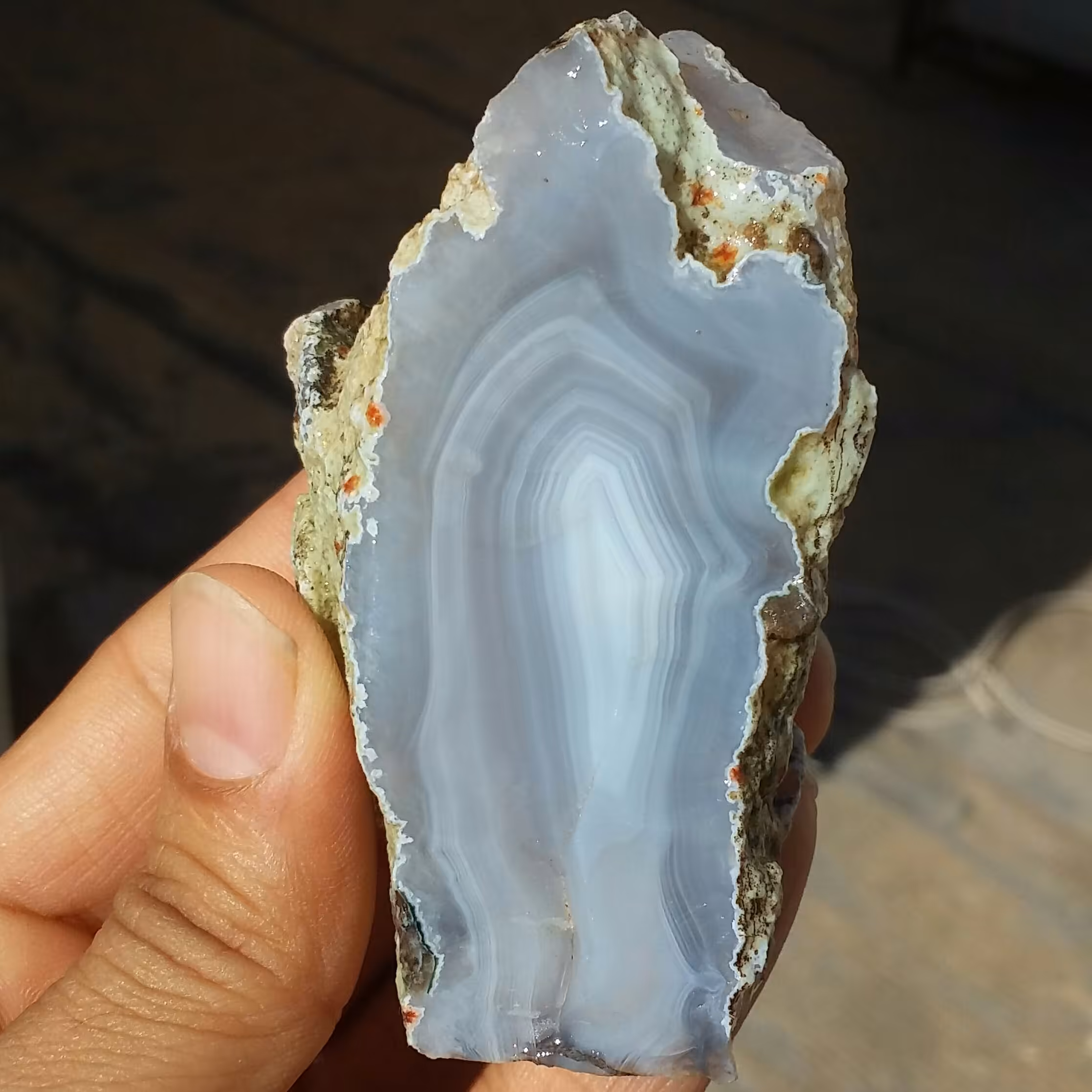 سنگ راف عقیق سلیمانی 3بعدی محشر 100 در 100 طبیعی شاهکار خلقت بی نظیر
با قابلیت ساخت چند نگین دیدنی کد 10017