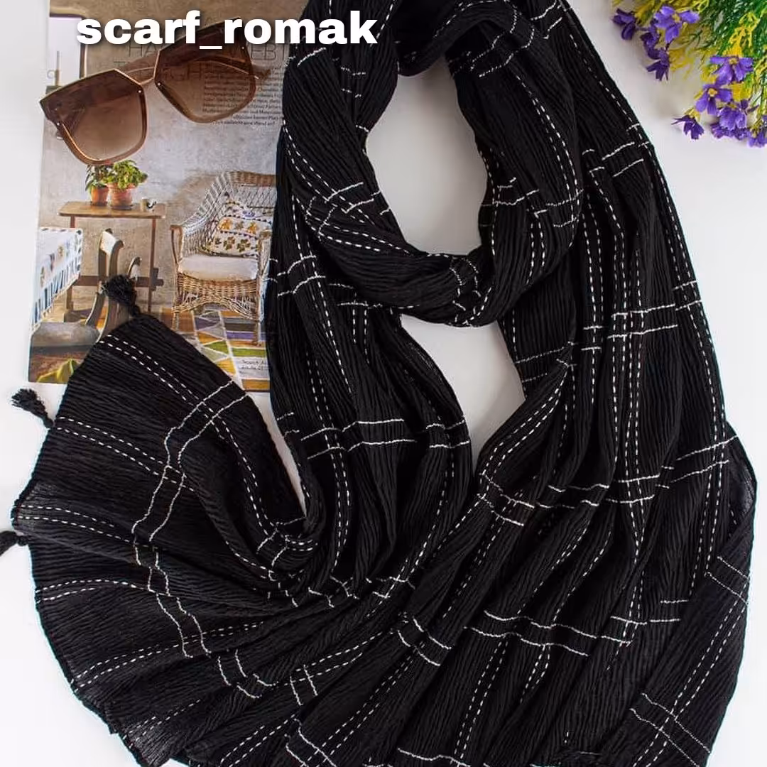 شال نخ مشکی چهارخونه  وارداتی  منگوله