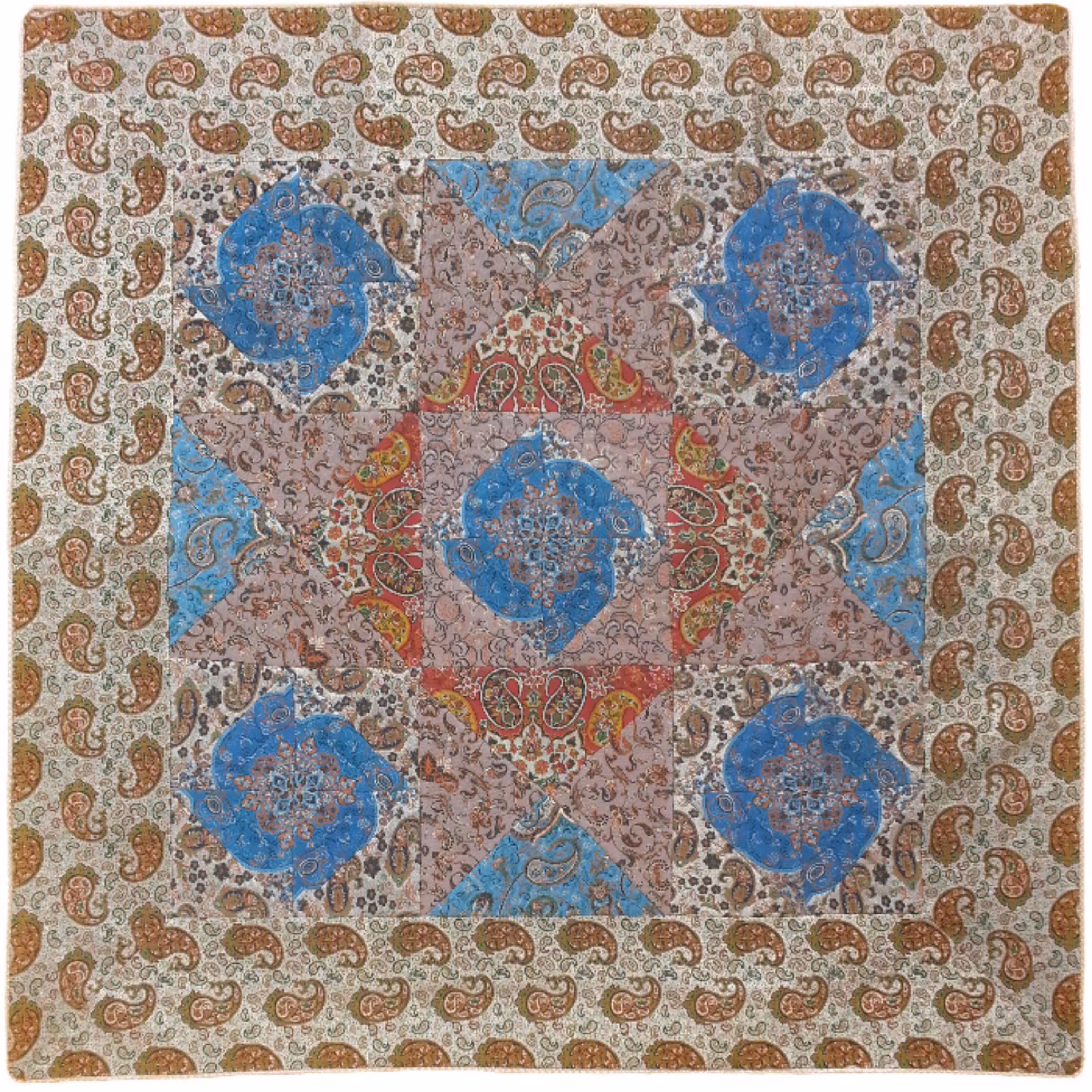 رومیزی ترمه ابریشم طرح چهل تکه کد TRM145 رنگ آستر طوسی