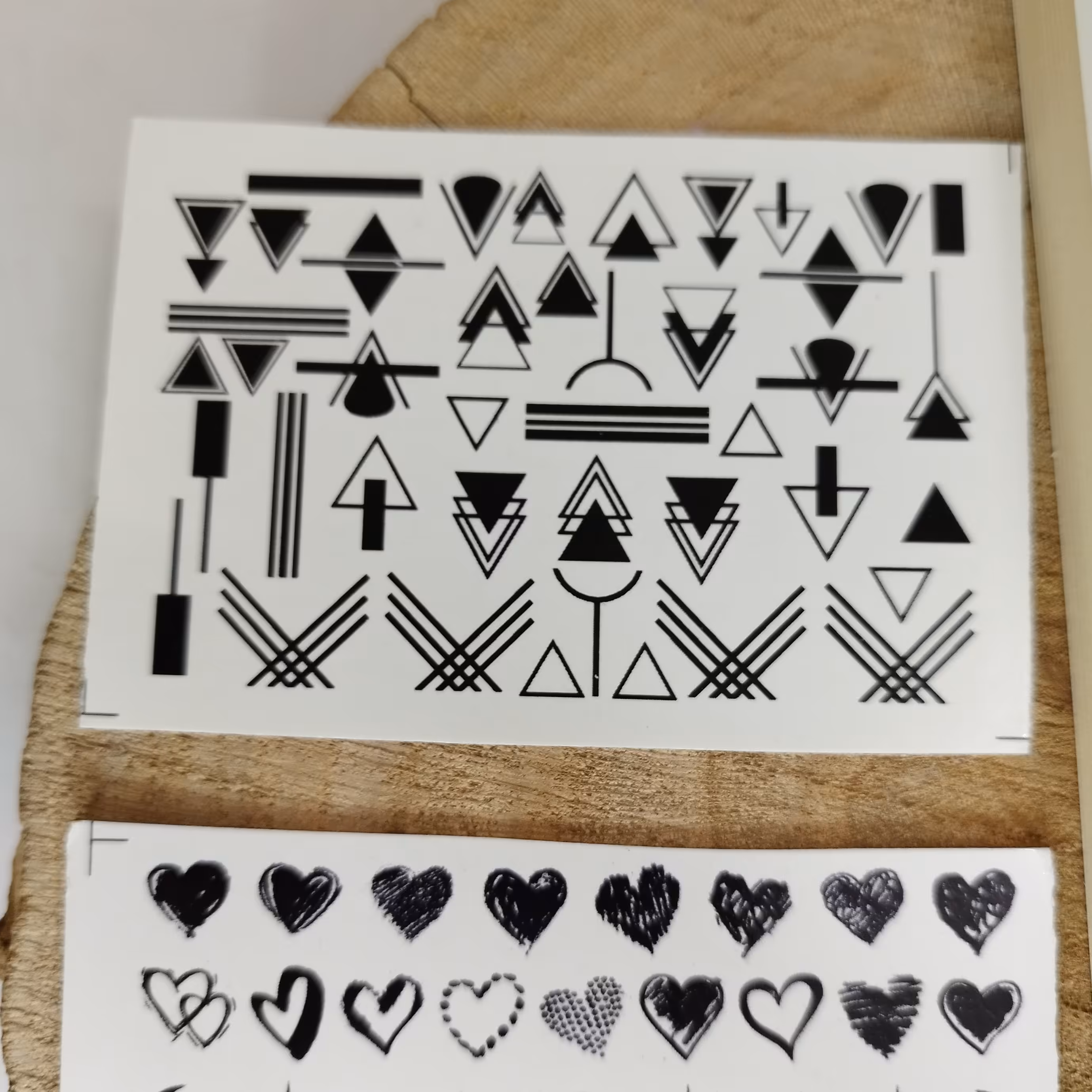 لنز ناخن طرح فانتزی مثلث