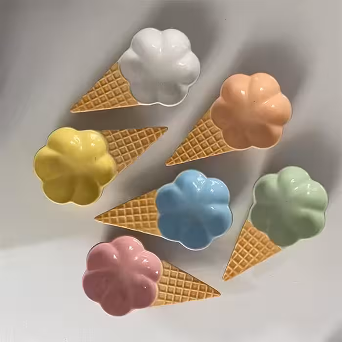 بستنی خوری طرح بستنی باریز