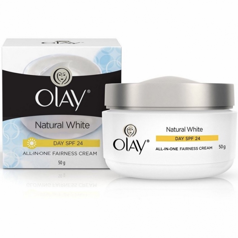 کرم روشن کننده روز اولی Olay Natural White حجم 50 میلی لیتر