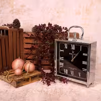 ساعت مربع مشکی نقره ای 25×25