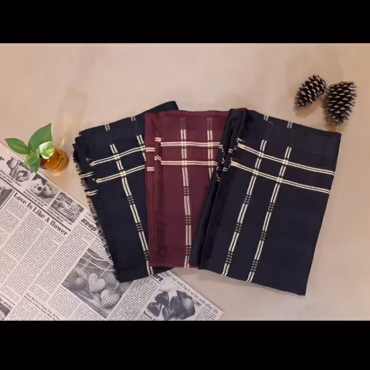 شال نخی ساده با حاشیه طلایی بسیار سبک و زیبا مناسب چهارفصل 