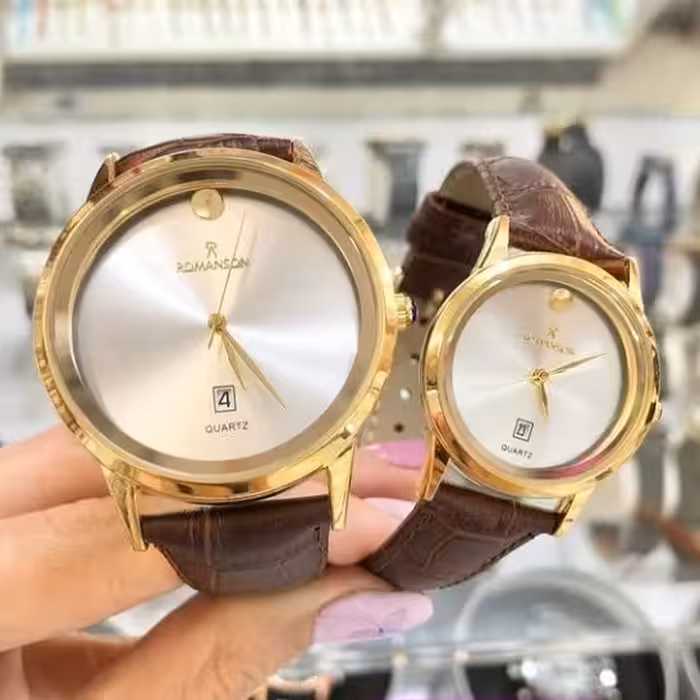 ساعت زنانه و مردانه بند چرمی رومانسون تک 350 هزار ست 700 هزارتومان