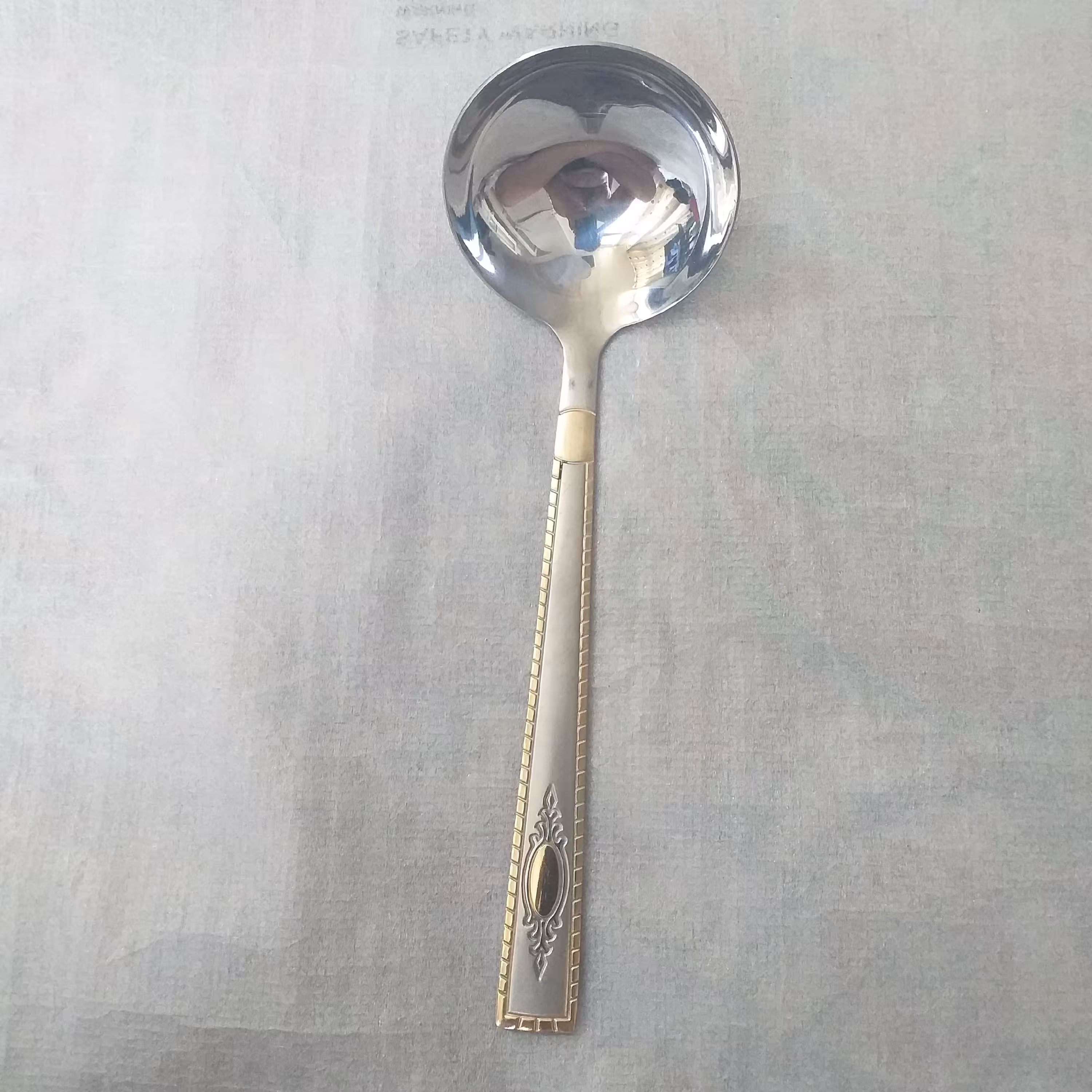 ملاقه متوسط یونیک دورطلایی