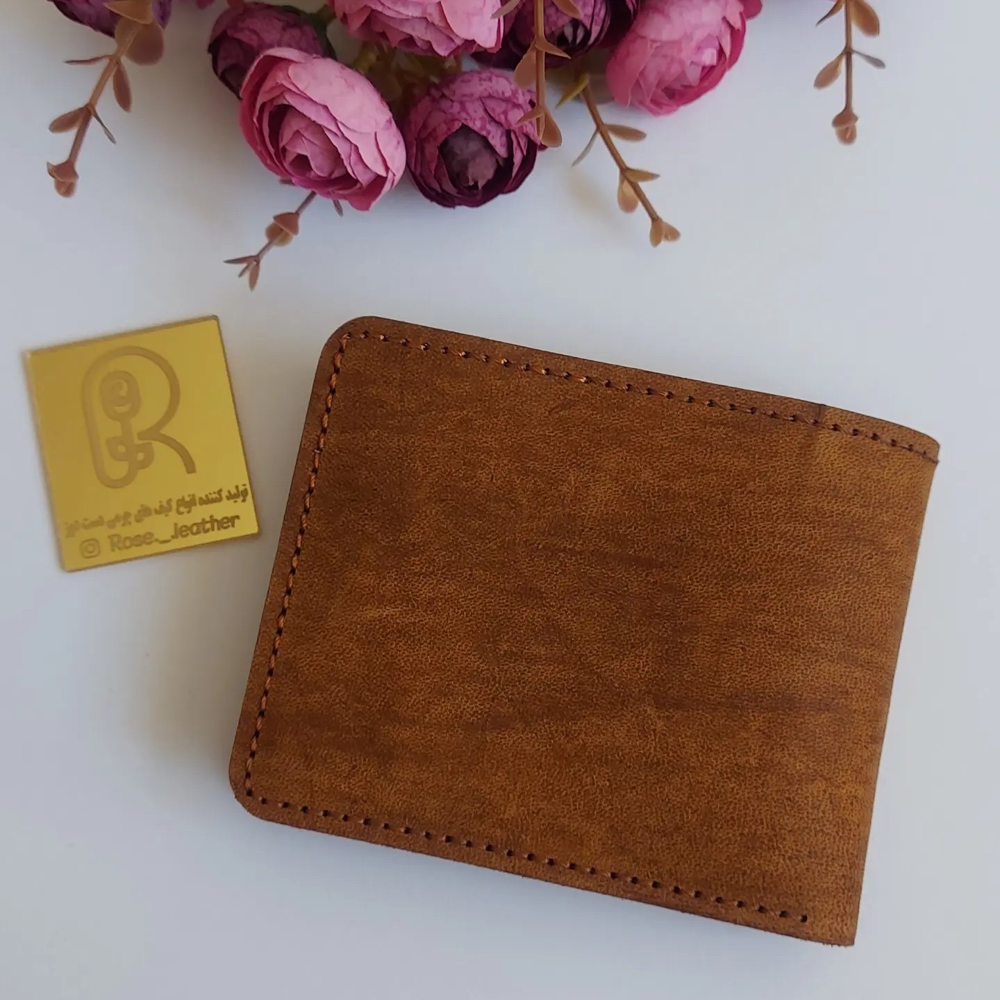 کیف پول جیبی مردانه چرم هورس شتری زردچوبه ای کاملا دست دوز
