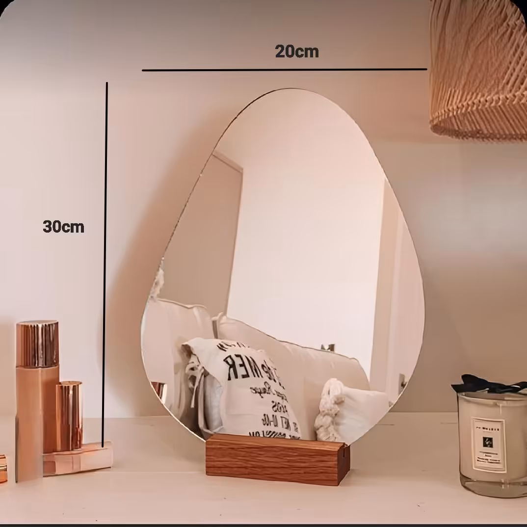 آینه دکوری وتزئینی پایه دار کد 1031