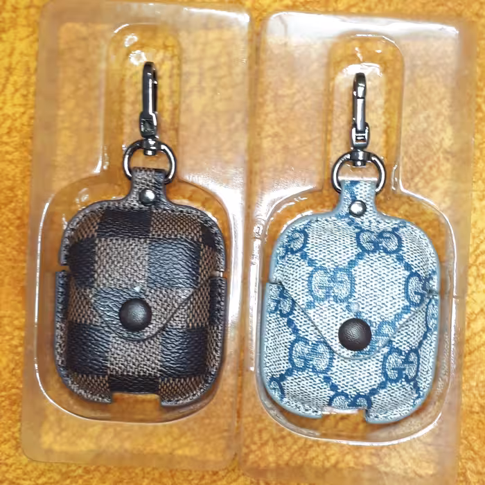 کاور ایرپاد چرمی دکمه دار مناسب ایرپاد1و2