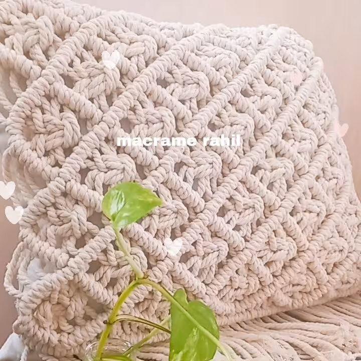 کاورکوسن مکرومه،کاورکوسن مکرومه،شیری رنگ نخ کتان پنبه،طرح زیبای لوزی