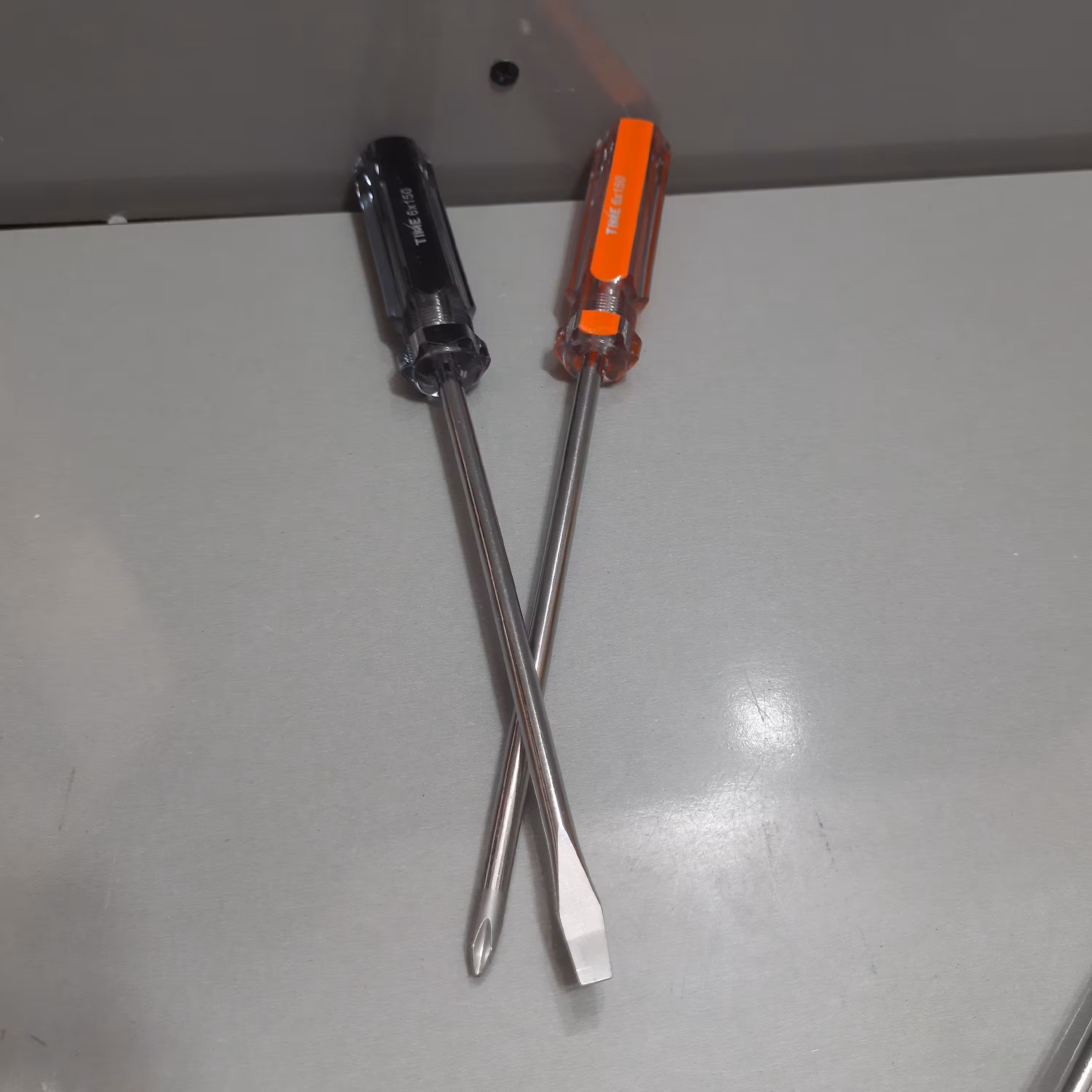 پیچ گوشتی دو سو وچهار سو0تایم سری اهنربایی 