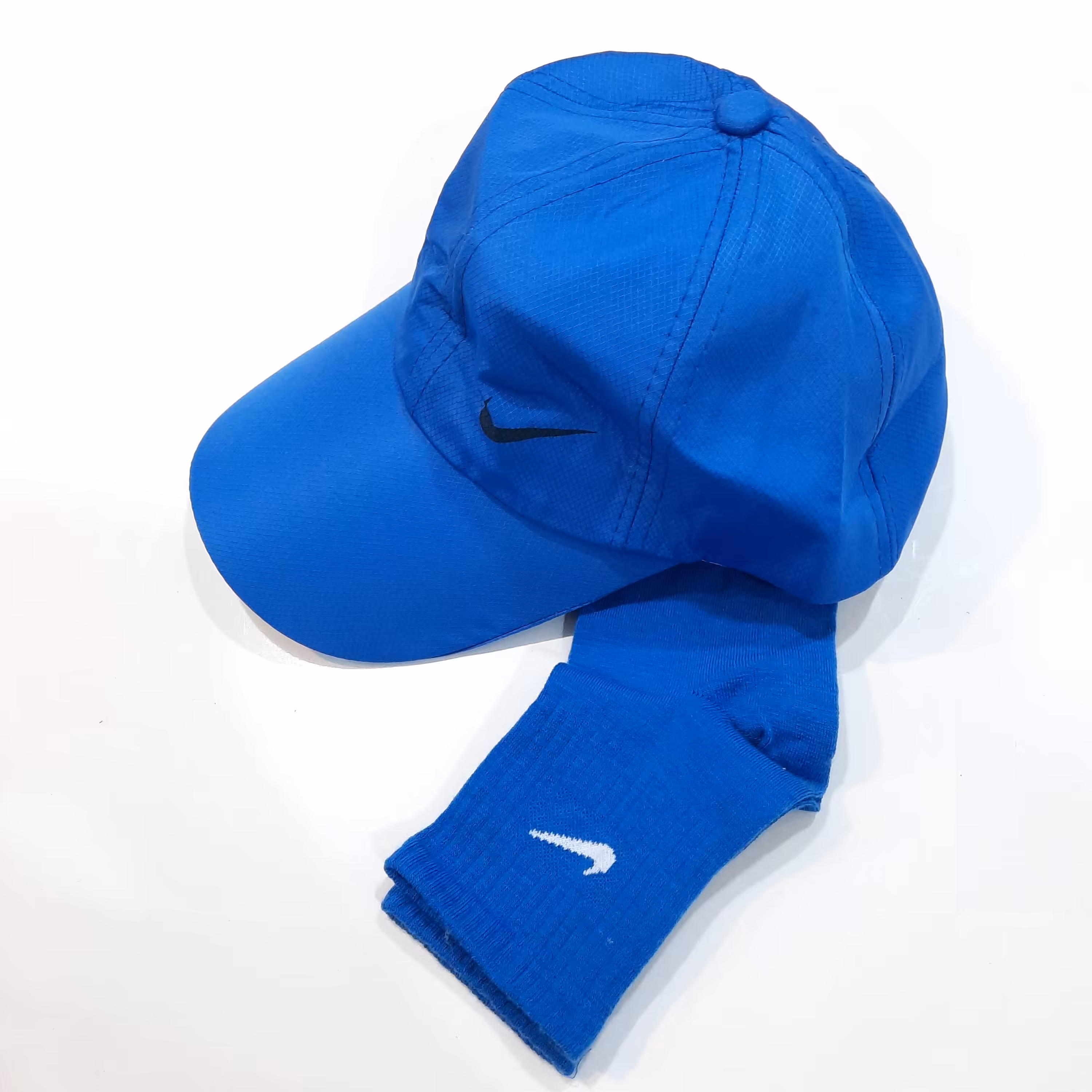 ست جوراب و کلاه نقابدار مارک نایک باشگاهی رنگ آبی و قرمز اسپرت دخترانه و پسرانه