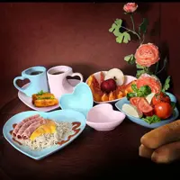 سرویس غذاخوری سرامیکی 8پارچه ایکیا طرح قلب