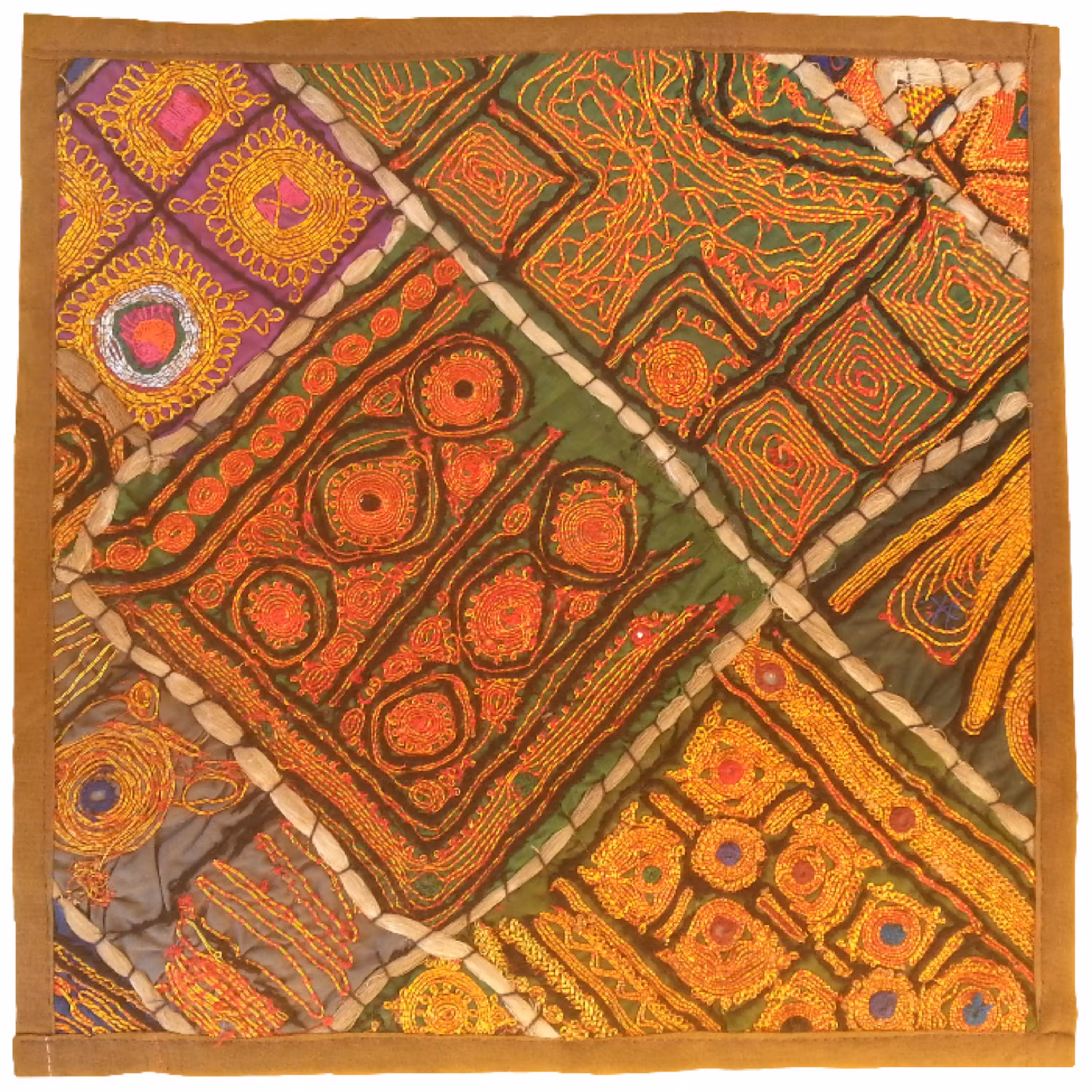 وسط میزی کوچک عسلی سوزن دوزی گلابتون کد QUZAR39