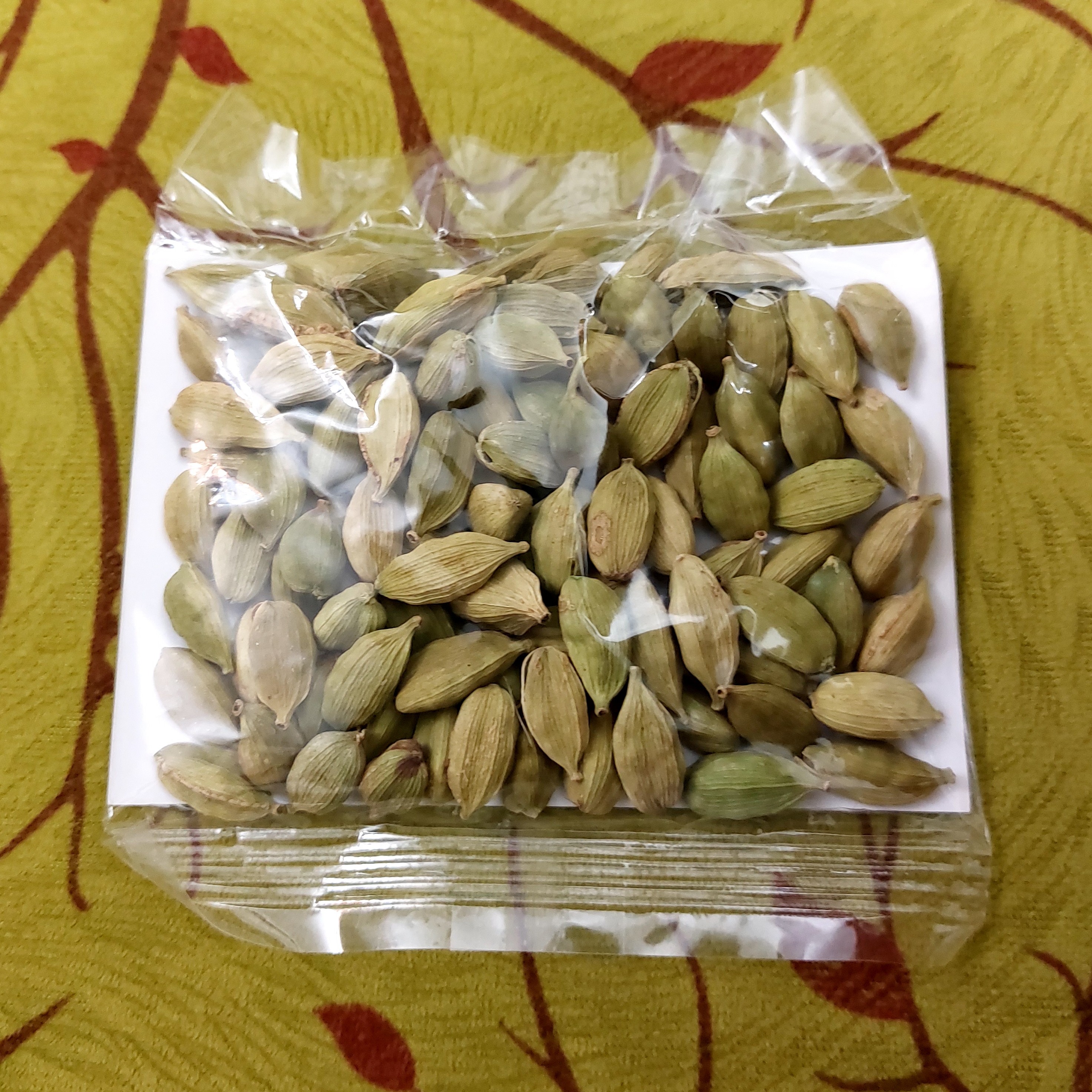 هل سبز ممتاز  ارگانیک معطر  ادویه بهشتی درجه یک و تازه 25 گرم خراسان جنوبی ( بی همتا )