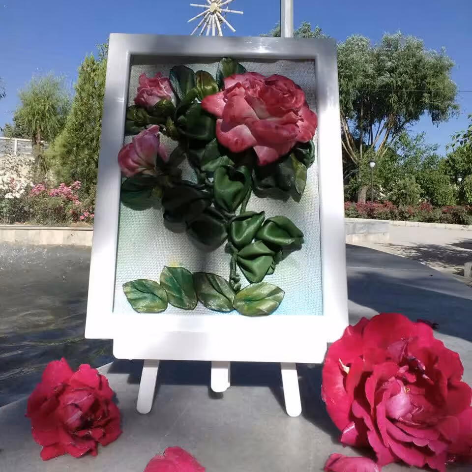 تابلوی روباندوزی گل رز