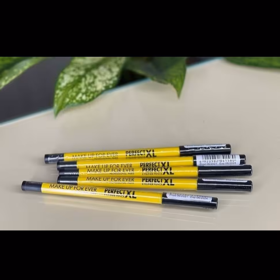 مداد چشم ضد آب