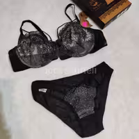 ست لباس زیر زنانه برند میسا سایز 75 تا 85 رنگ مشکی 