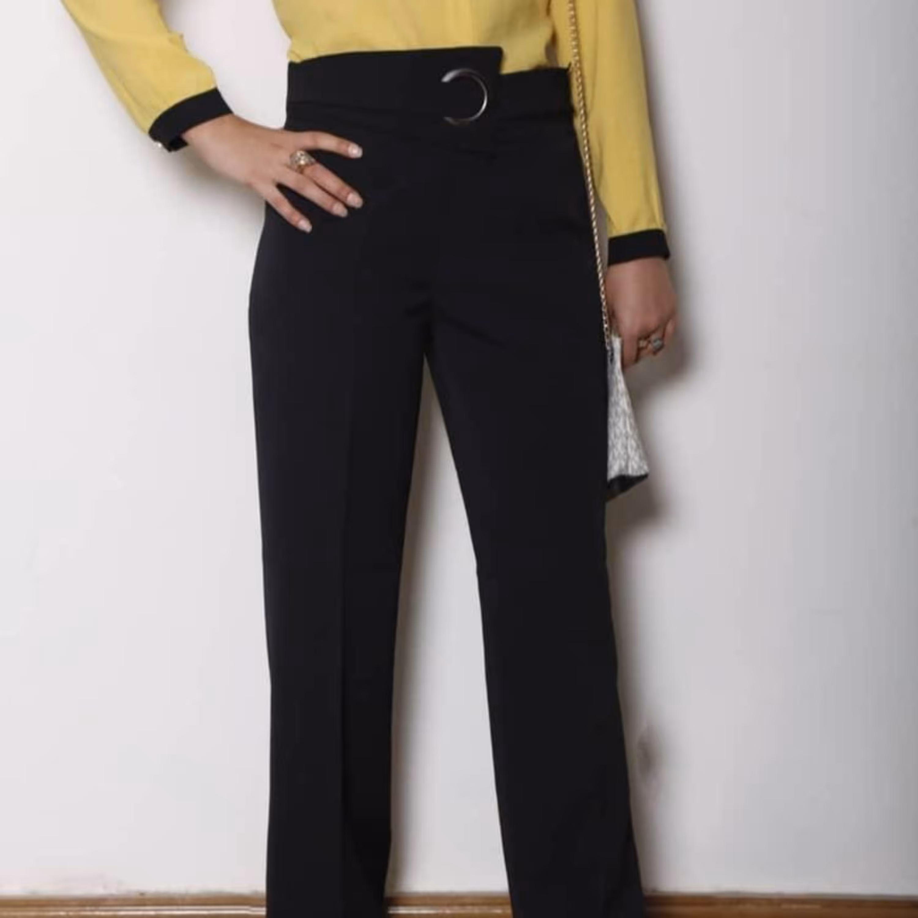 شلوار  زنانه کرپ مازراتی گشاد خنک از بغل زیپ