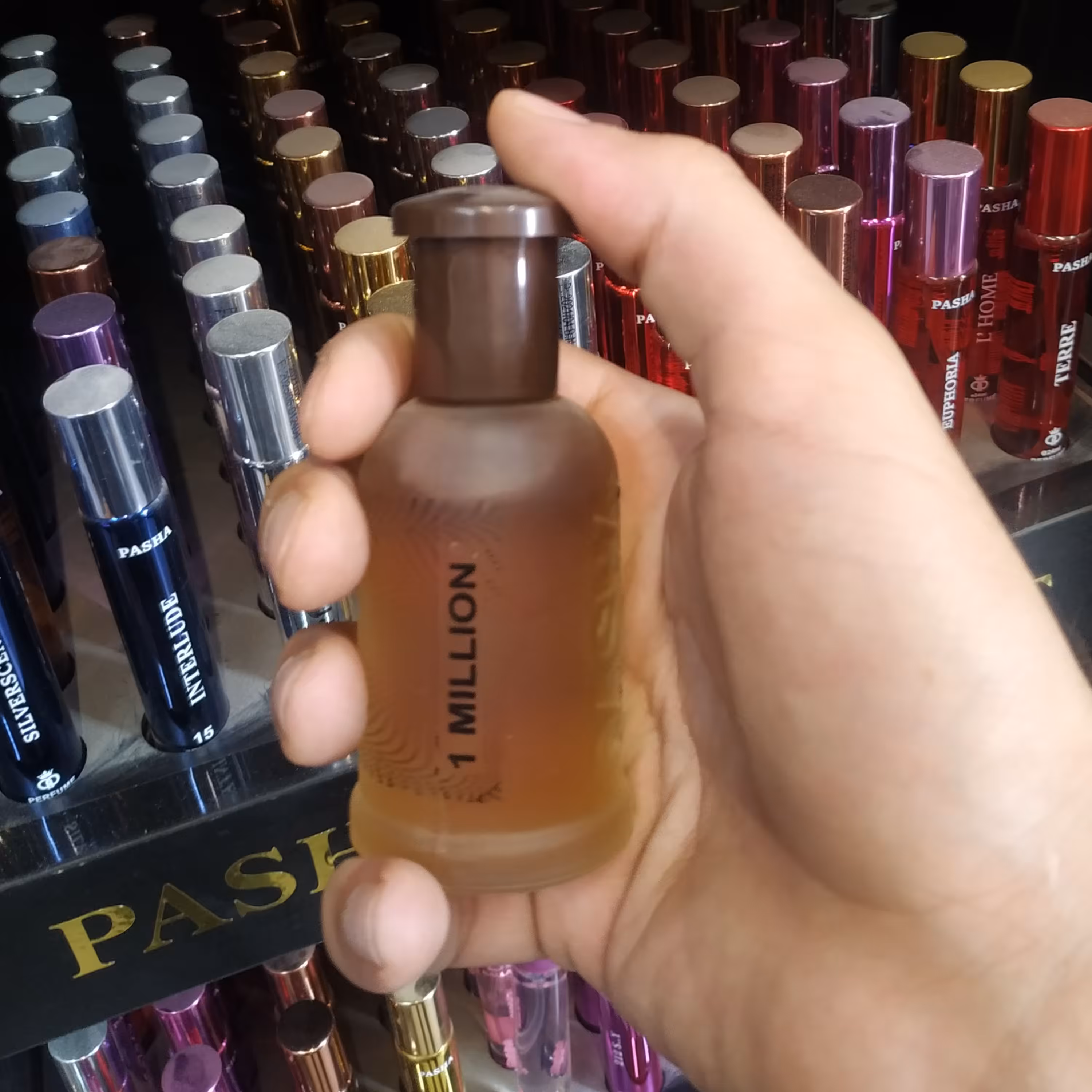 ادکلن جیبی پاشا رایحه وان میلیون (رایحه فوق العاده شیک و با کلاس با حجم 40 میل)