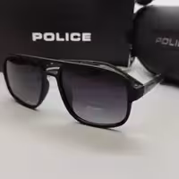  عینک آفتابی مردانه دسته طرح چوب با مارک برند پلیس پلاریزه uvr00  تصویر عینک آفتابی مردانه پلاریزه مارک پلیس
