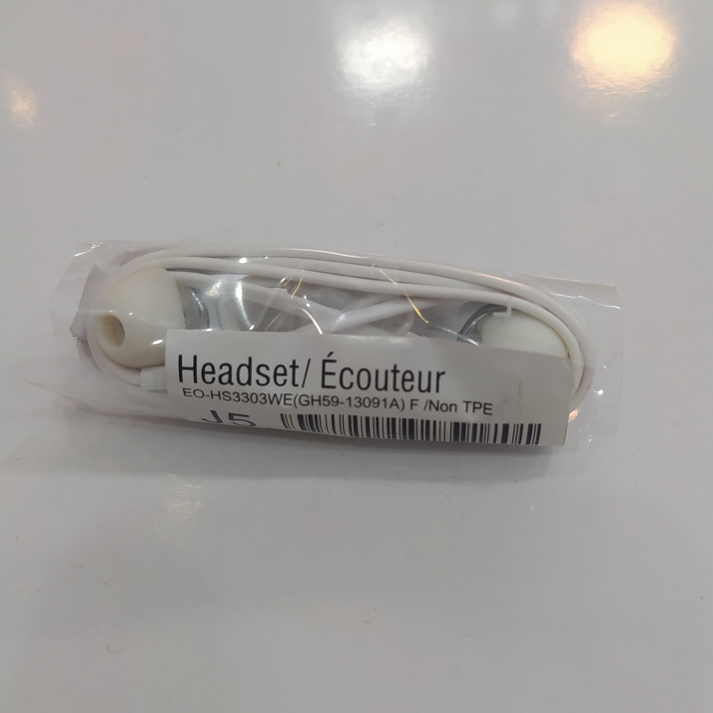 هندزفری J5 مدل GH33-31031A رنگ سفید طول 1 متر دارای میکروفون