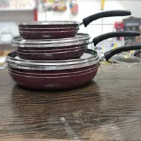 ماهیتابه 3 عددی مارک هلنا بدون درب کف زنبوری لبه چدن 