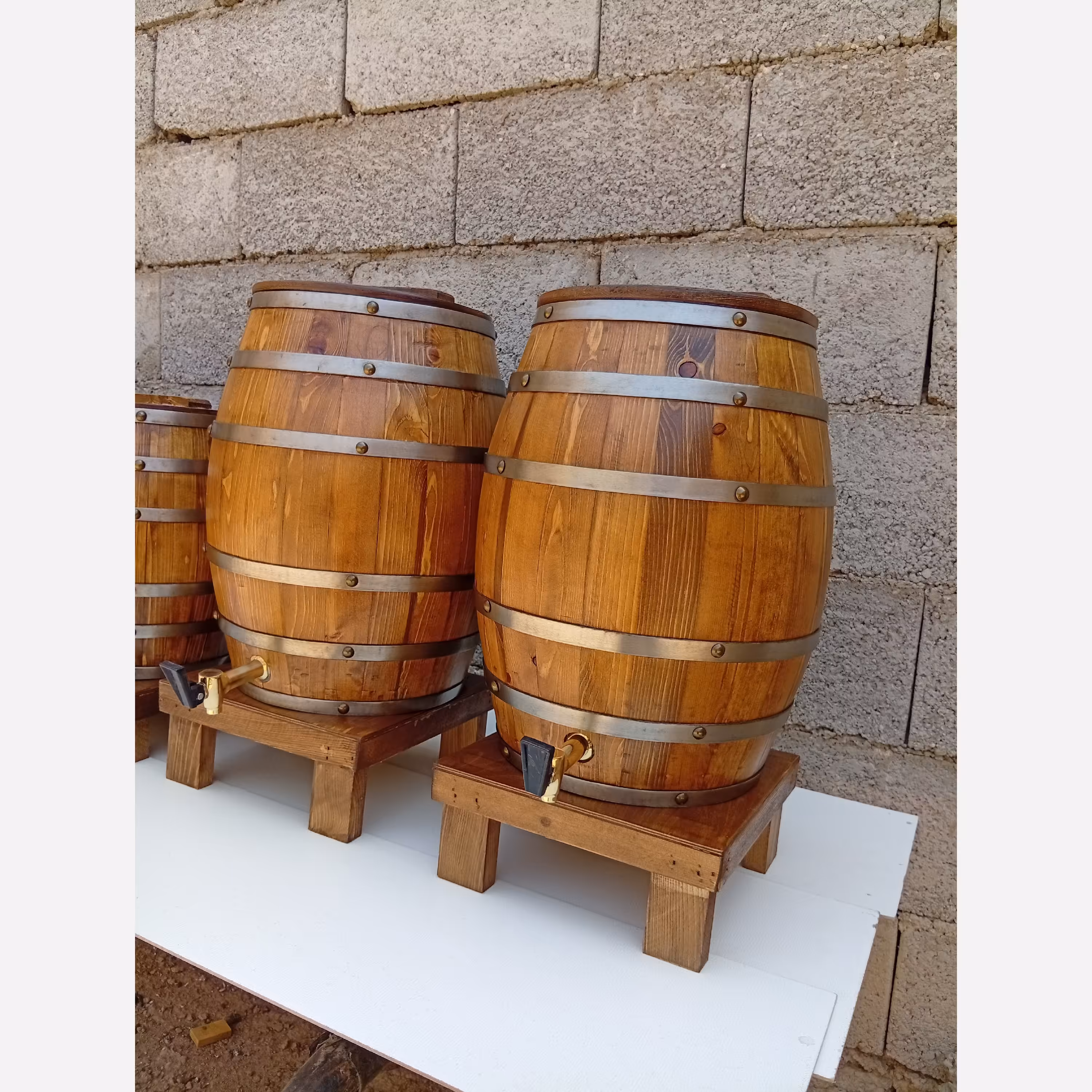 کلمن چوبی 2جداره 10لیتری ( مخزن پلاستیکی)  جداگانه داخل بشکه  ونمای چوبی خم دار    