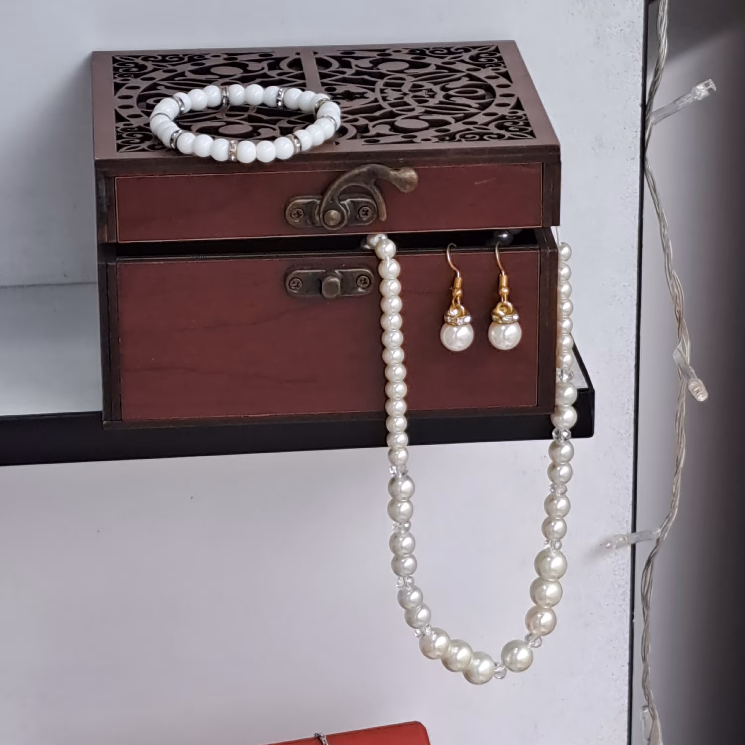 گردنبند و گوشواره مروارید