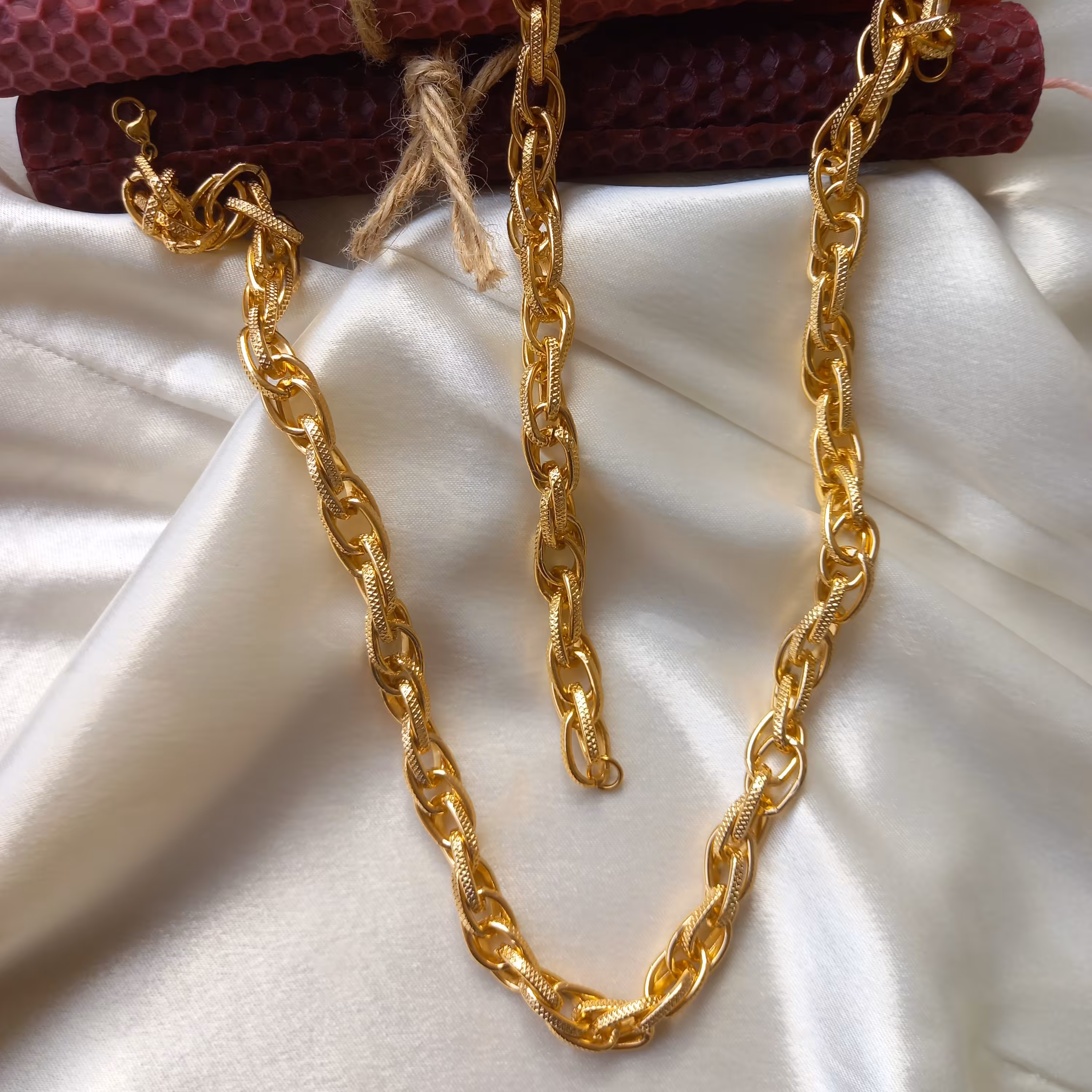 سرویس مشابه طلا