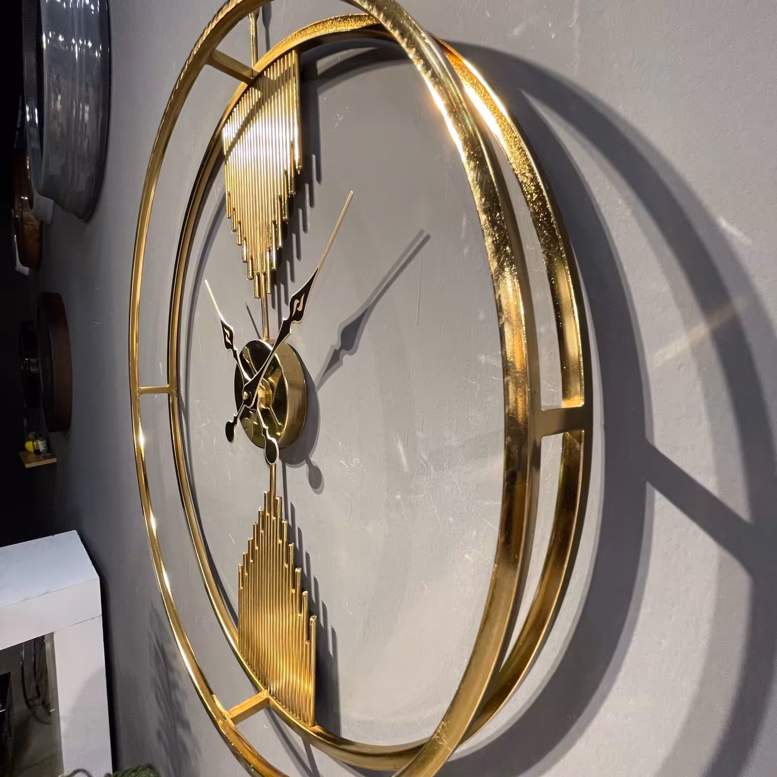 ساعت دیواری خورشیدی 24 ماه گارانتی تثبیت رنگ و موتور