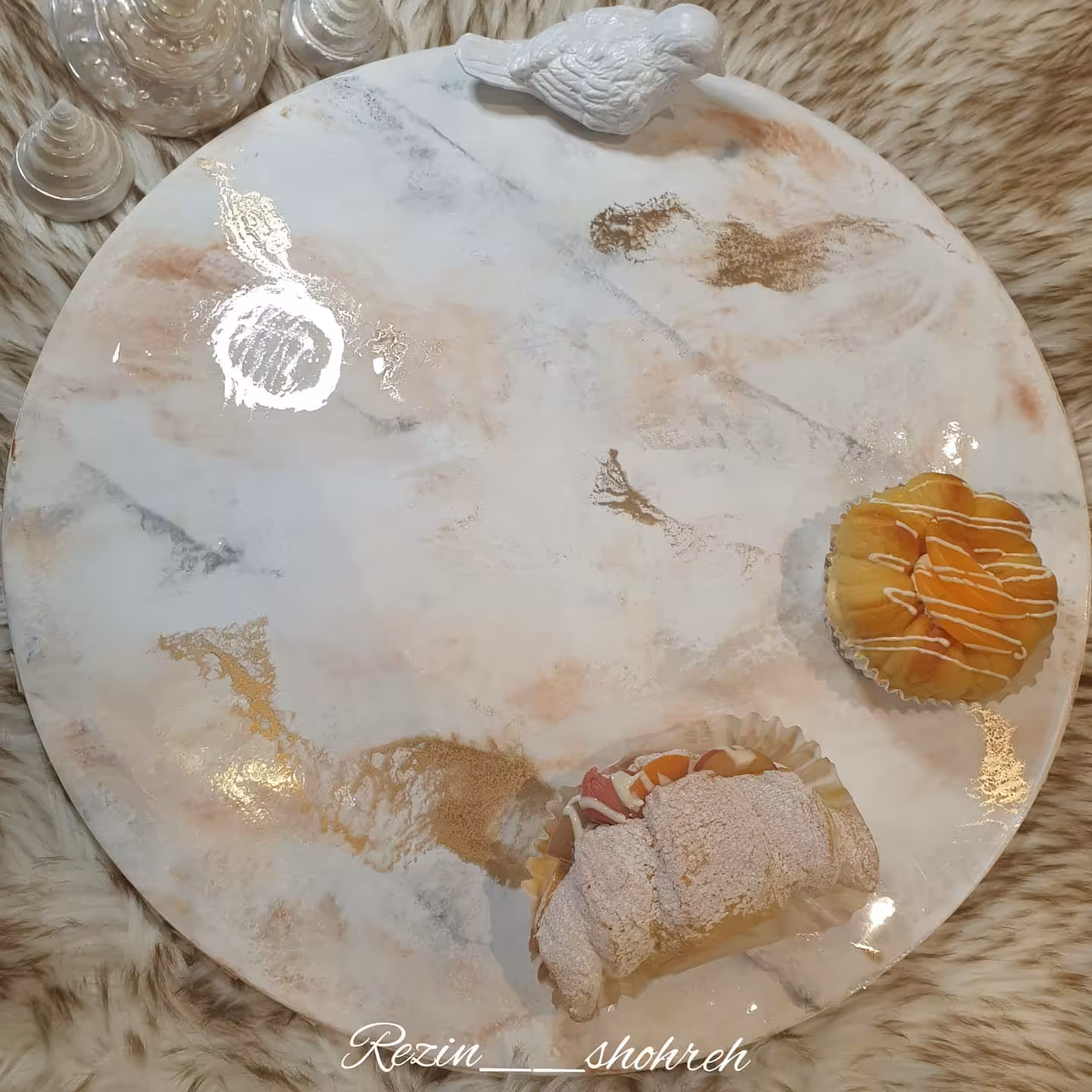 سینی گرد رزین و چوب