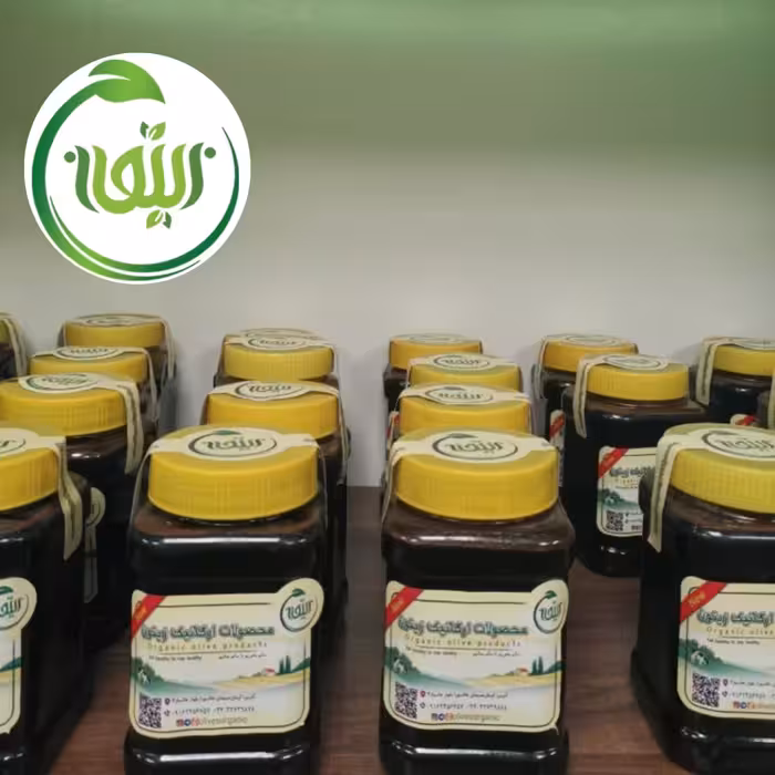 رب انار جنگلی خالص پخته شده در دیگ مسی یک کیلویی با طعم عالی. محصولات ارگانیک زیتون ارسال به سراسر کشور 