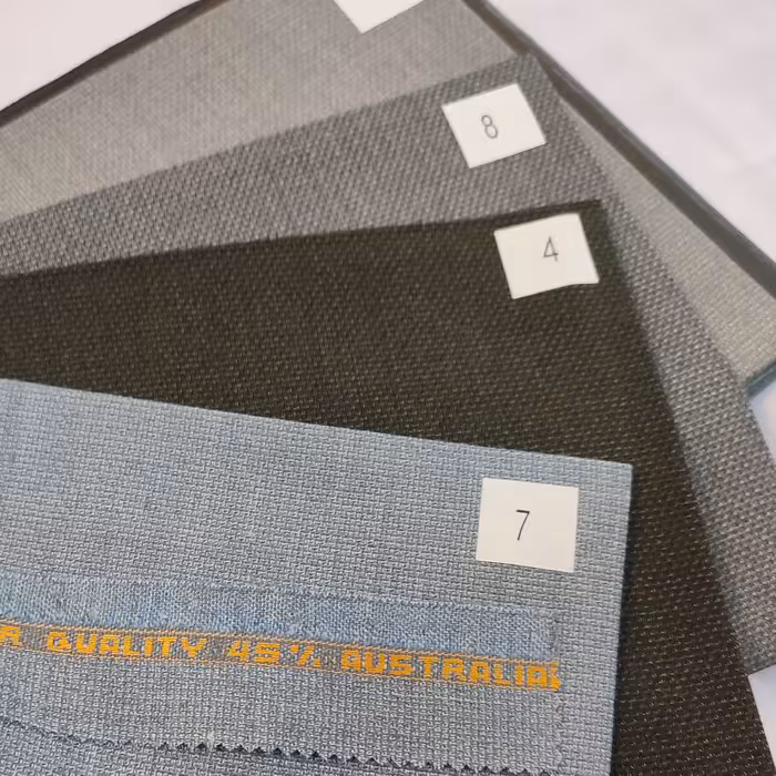 پارچه فاستونی سنجاقی مطهری 45 درصد پشم استرالیا و 55 درصد نخ آلمان و تحت لیسانس کلی سلد اینگلیس 