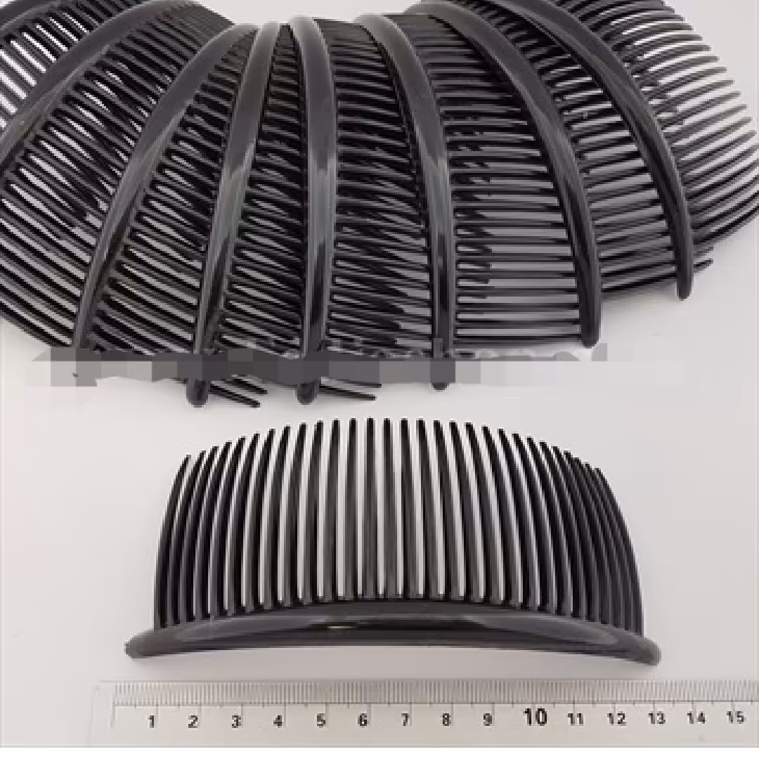 شانه مو مشکی 13 سانت 