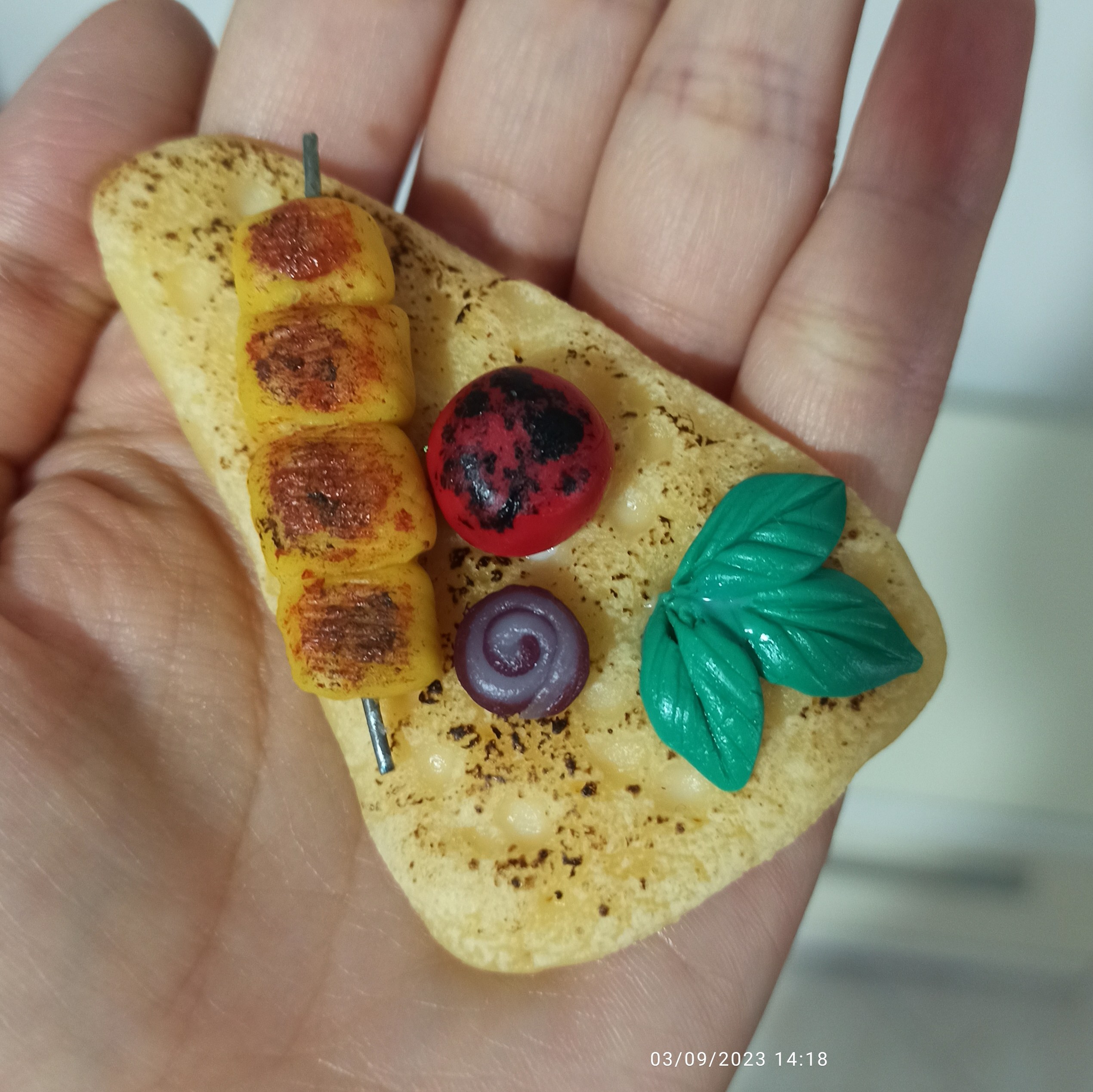 مگنت یخچال خوراک جوجه کباب با خمیر گل چینی