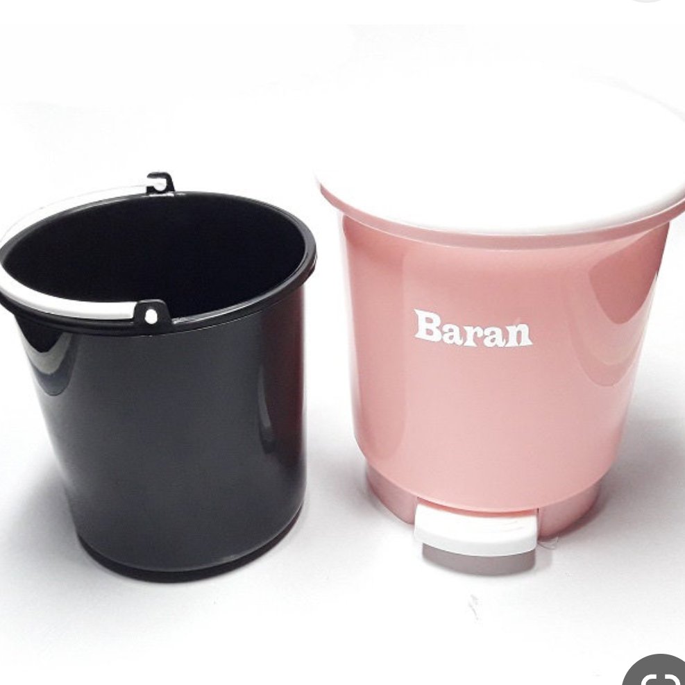 سطل زباله پلاستیکی پدالی درب دار و دو جداره برند باران ، جنس پلاستیک مرغوب
