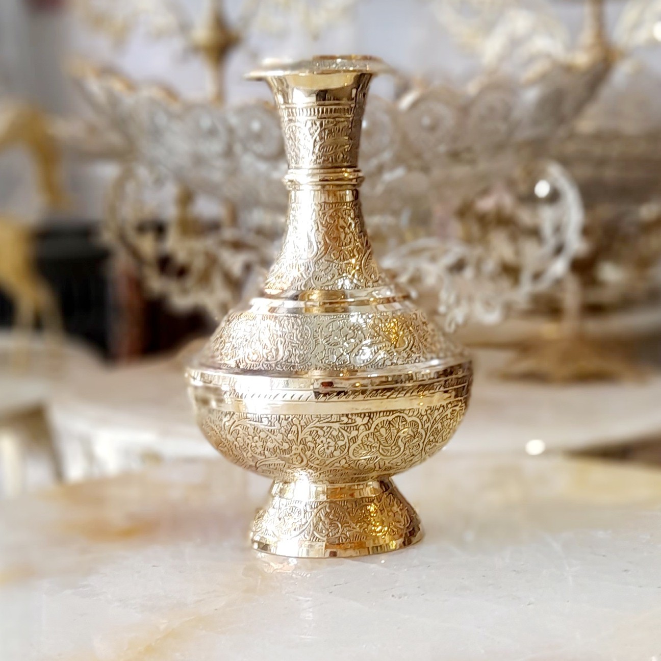 گلدان برنجی هندی قلم کاری شده ضخیم