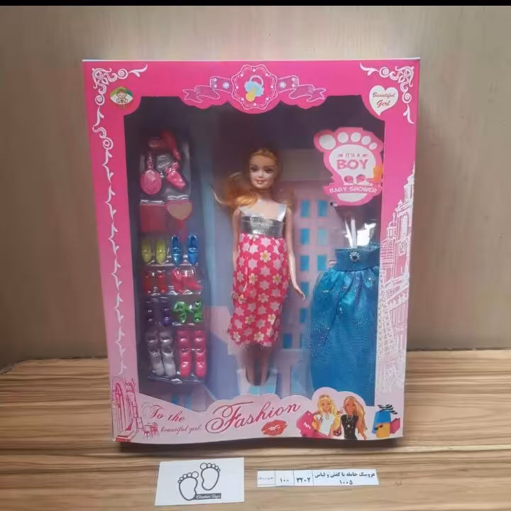 عروسک حامله با کفش