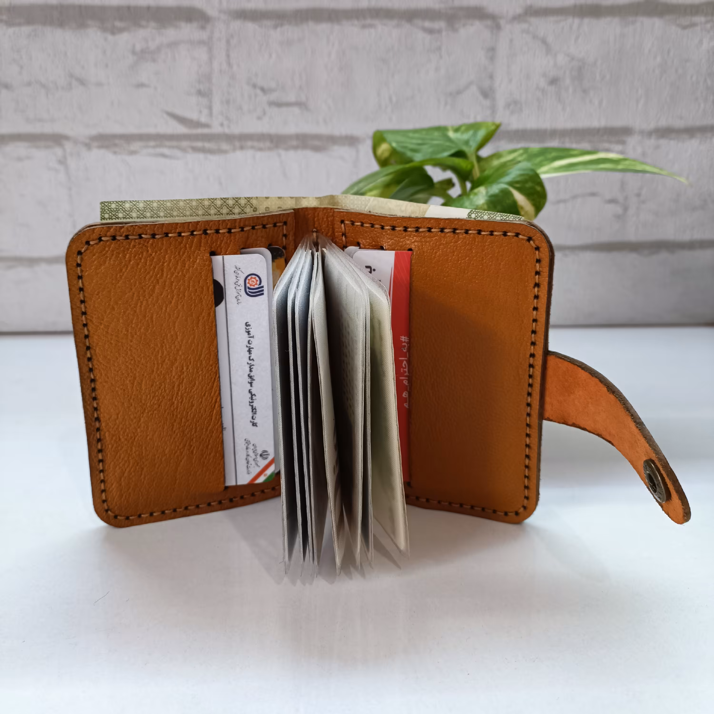 کیف چرم دست دوز  عسلی 
