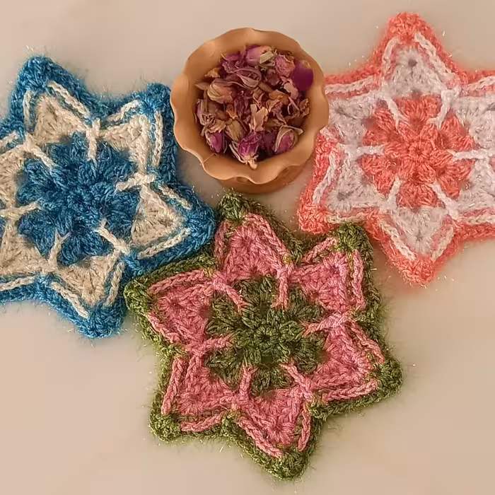 اسکاج سوزنی طرح ستاره سفارش بصورت تک و عمده با رنگ دلخواهتون پذیرفته میشه خرید بیشتر از 300 تومن از غرفه ارسال رایگان