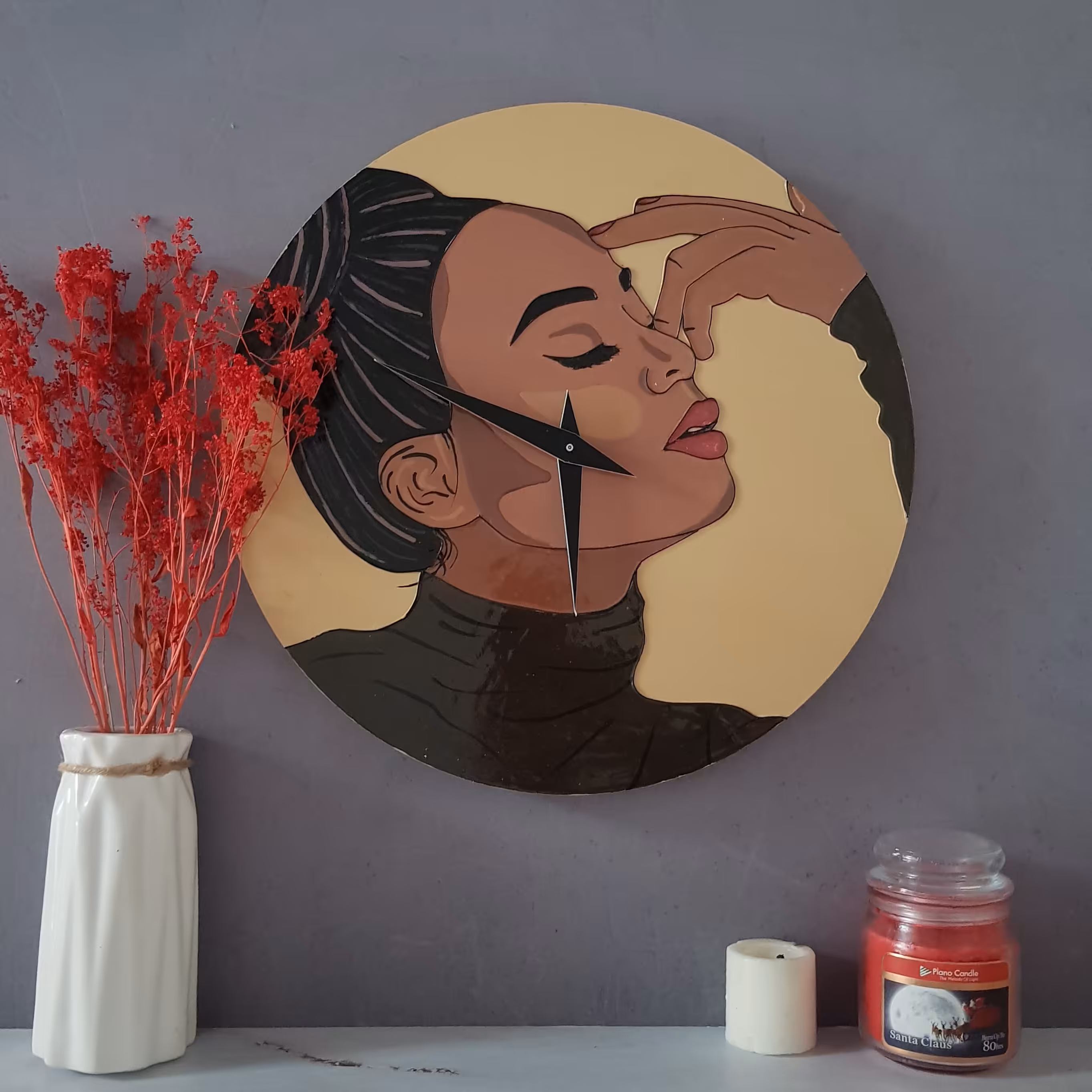 ساعت دیواری ویترای،  جنس ساعت چوب هست و با  رنگ اکرولیک و ویترای نقاشی شده