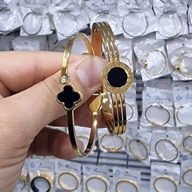 دستبند زیبا رنگ ثابت