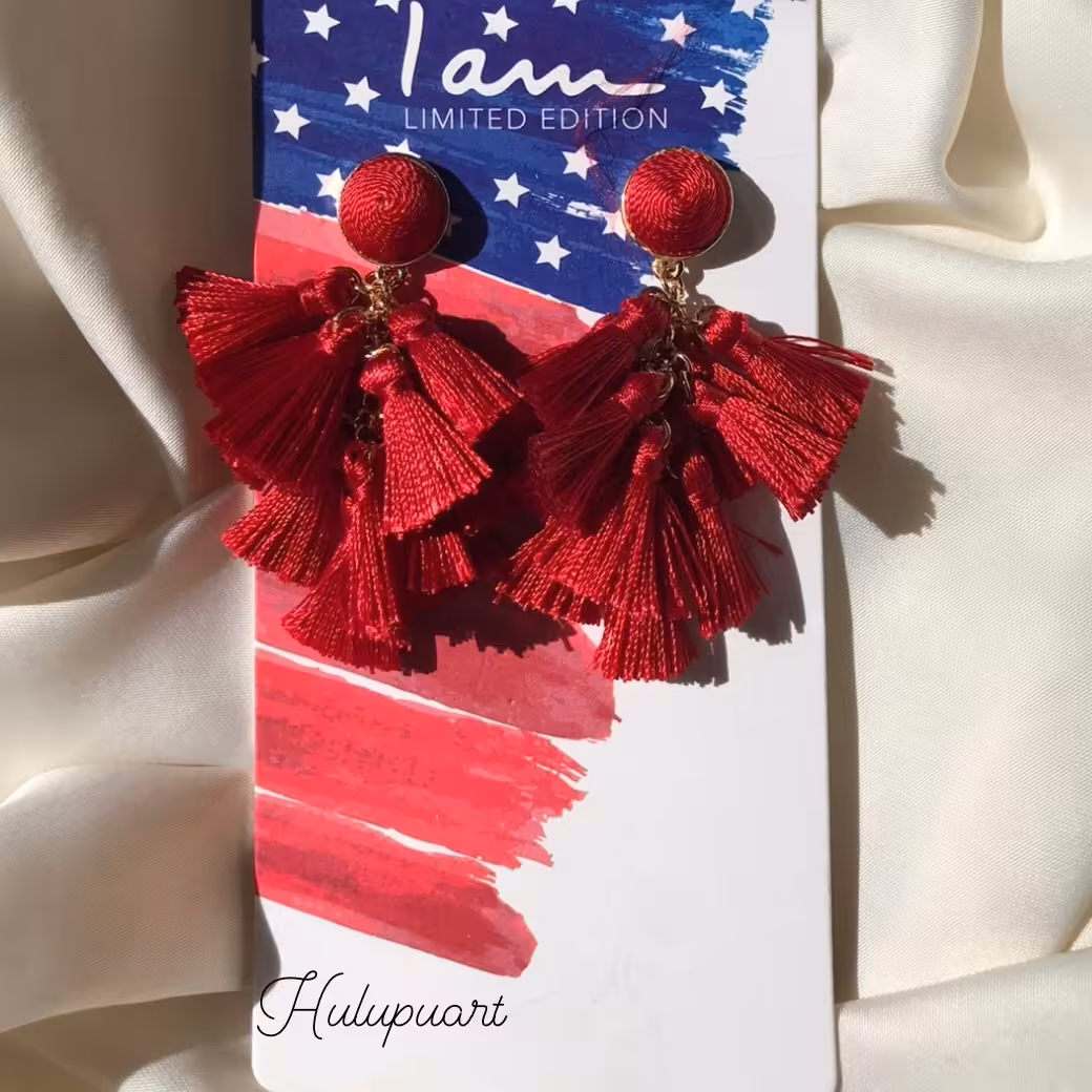 گوشواره ابریشمی سرخ  Hulupuart مخصوص چهارشنبه سوری 