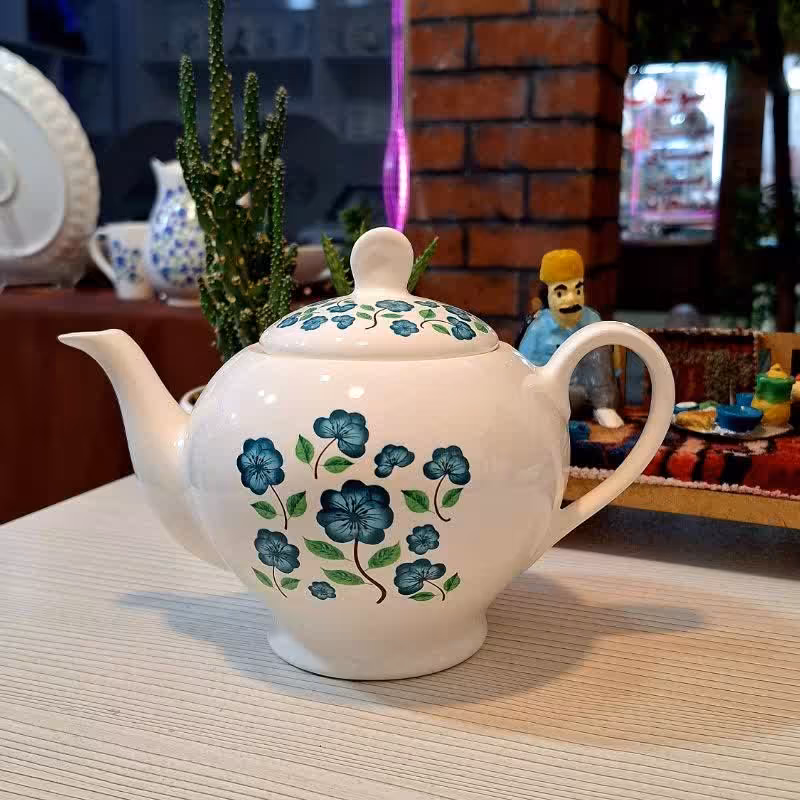 قوری  طرح گل سبز