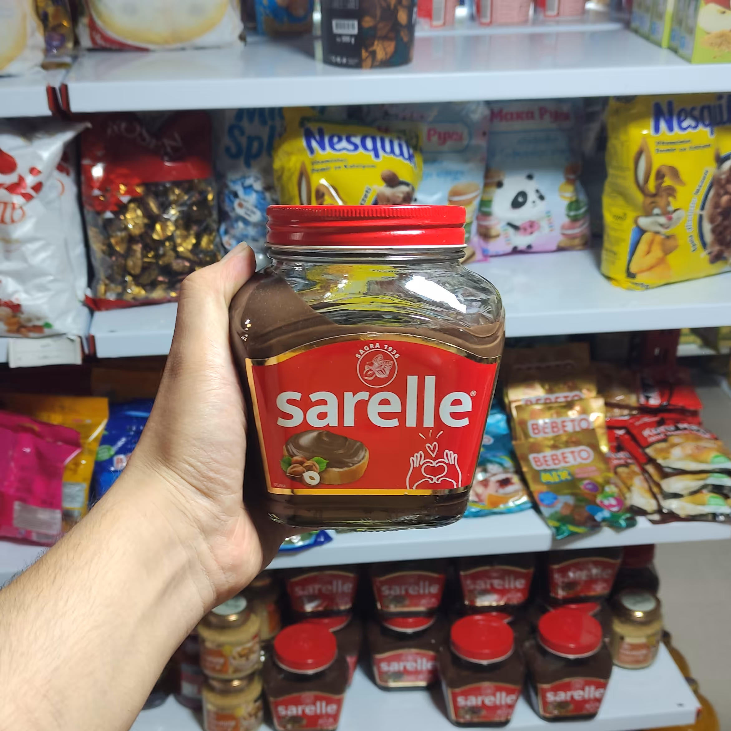 شکلات صبحانه  قندقی سارلا 700 گرمی اصل محصول کشور ترکیه. 