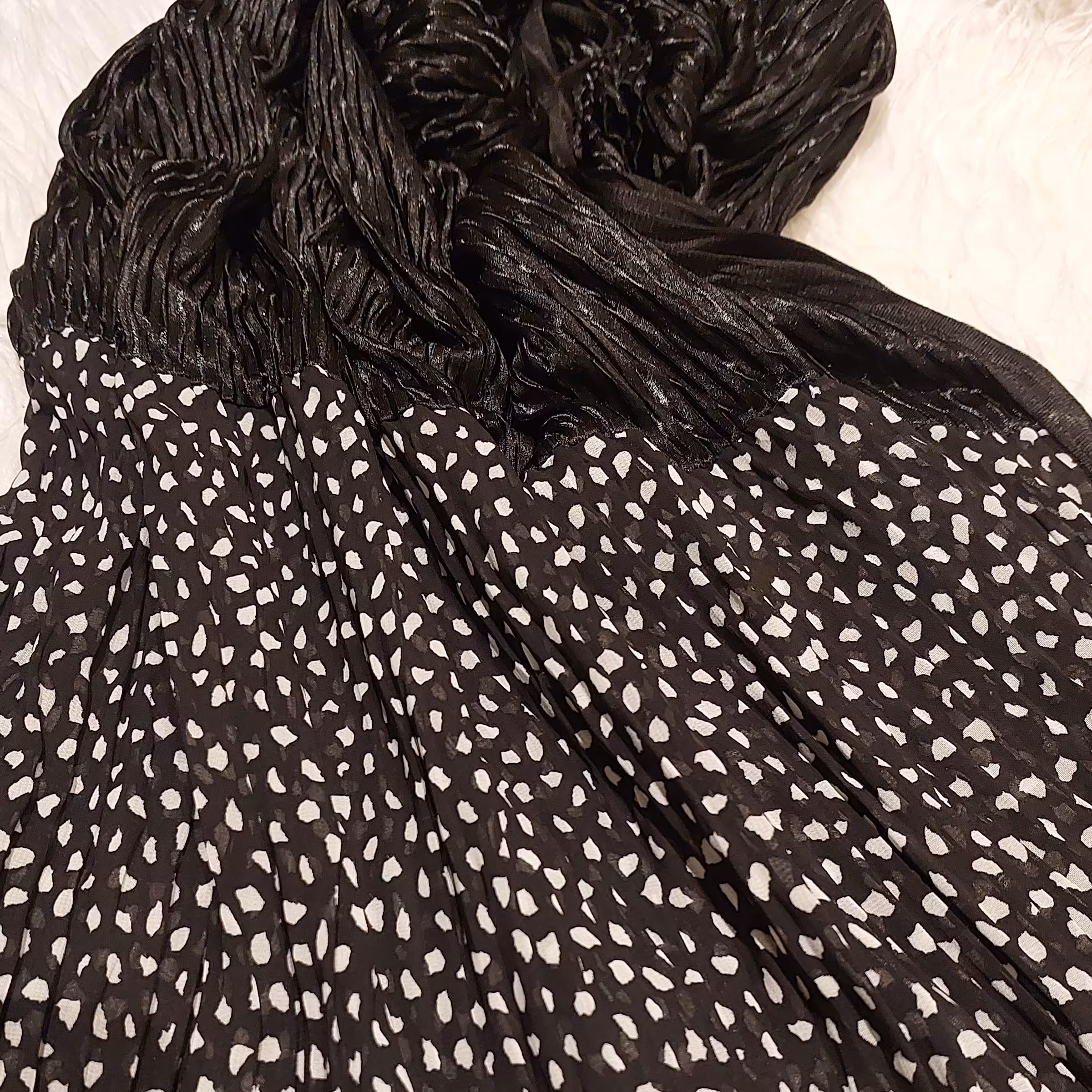 شال پلیسه براق